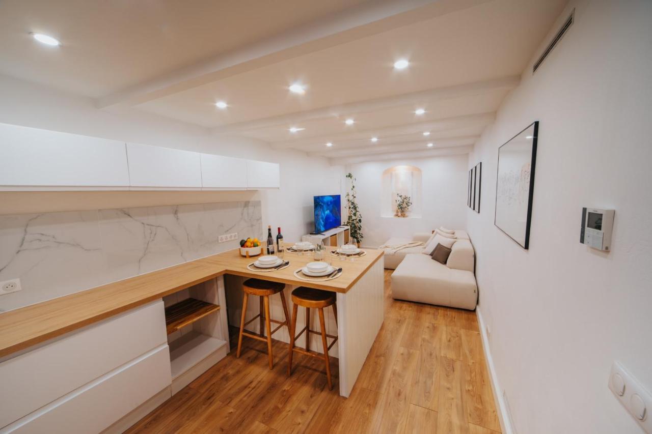 Perfect Family-Oriented And Renovated Townhouse In The Old Antibes Apartment Екстериор снимка