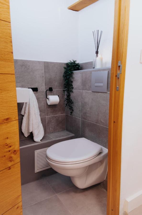 Perfect Family-Oriented And Renovated Townhouse In The Old Antibes Apartment Екстериор снимка