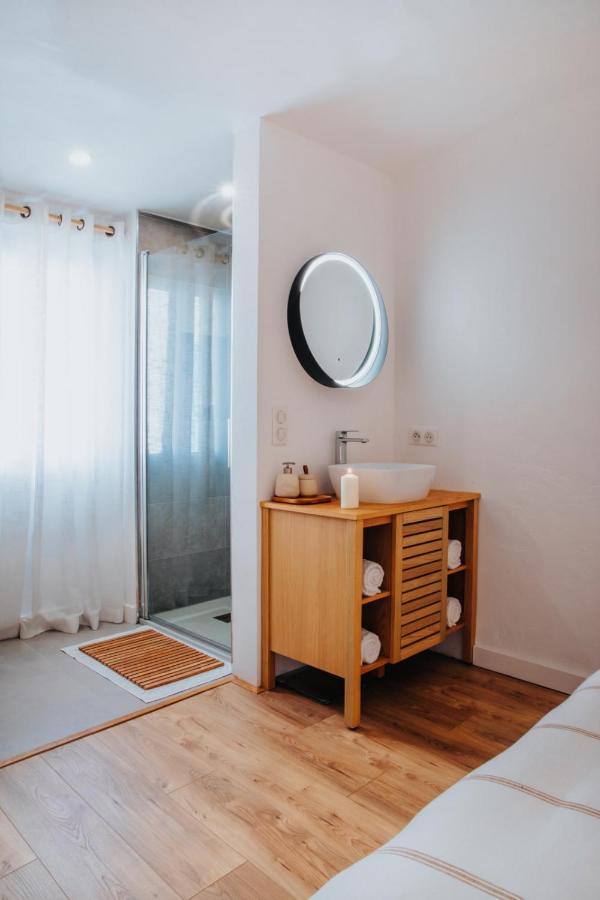 Perfect Family-Oriented And Renovated Townhouse In The Old Antibes Apartment Екстериор снимка