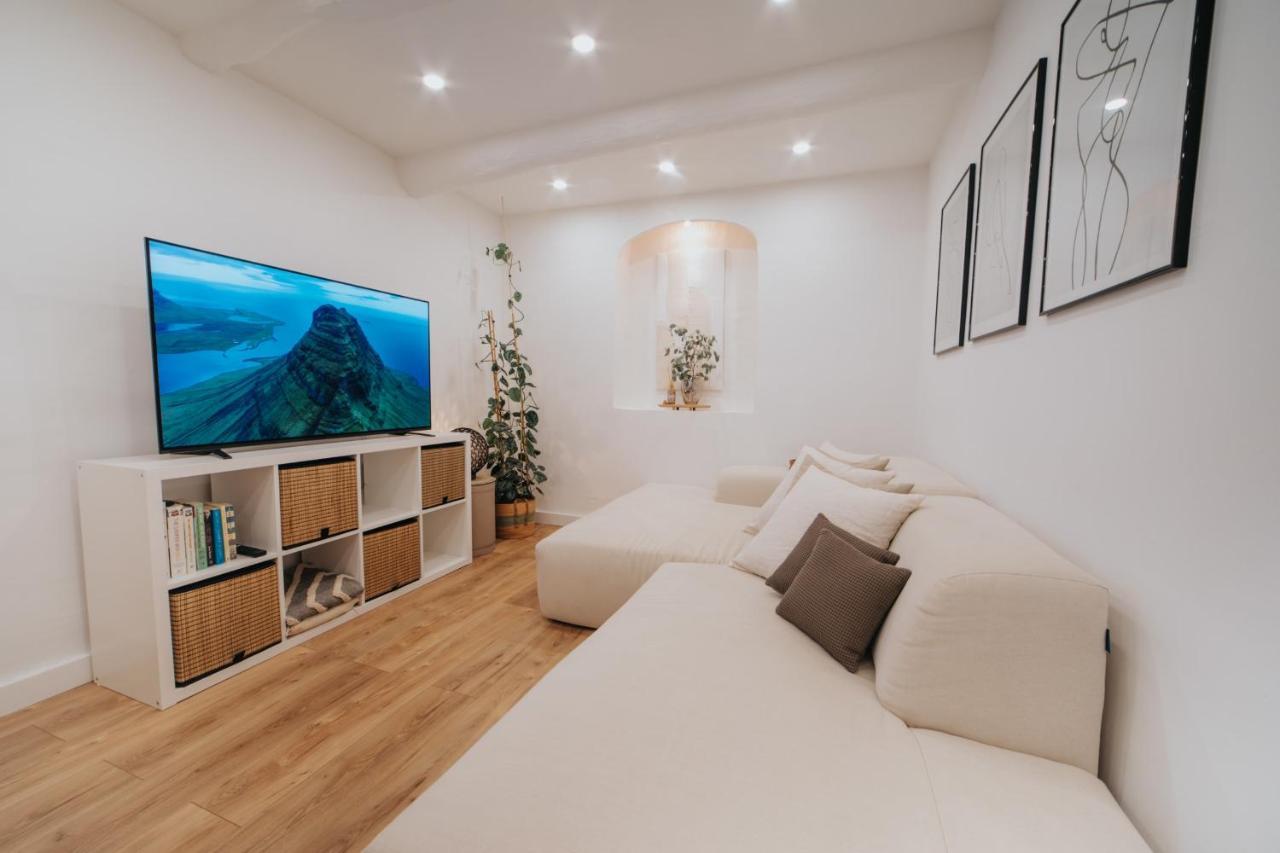 Perfect Family-Oriented And Renovated Townhouse In The Old Antibes Apartment Екстериор снимка
